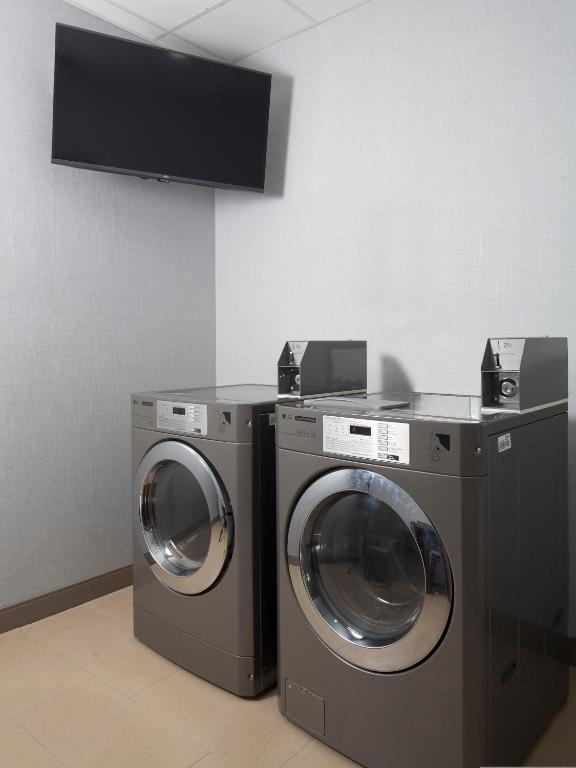 Room image 2